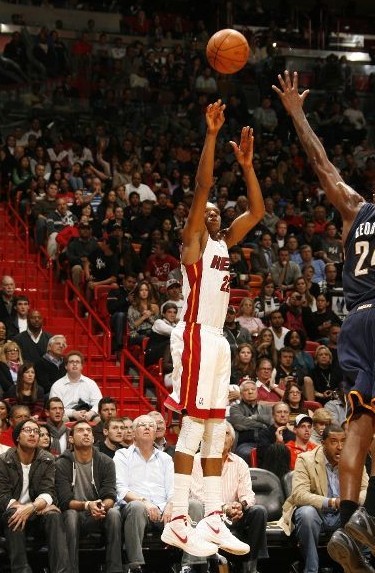 仅是一名出 仅是一名出