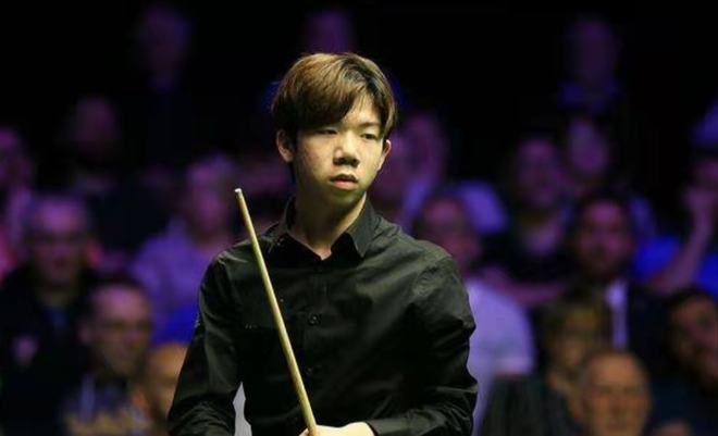 特还是三球 特还是三球