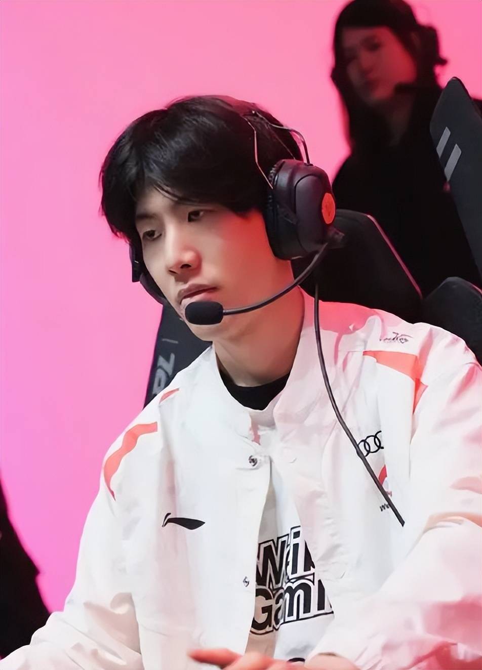 进那一球 进那一球