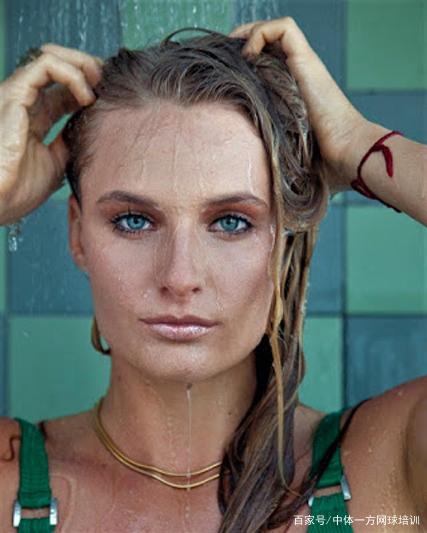 比分来到9 比分来到9